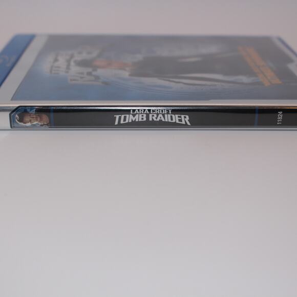 Lara Croft: Tomb Raider (Blu-ray) - Picture 3 of 4